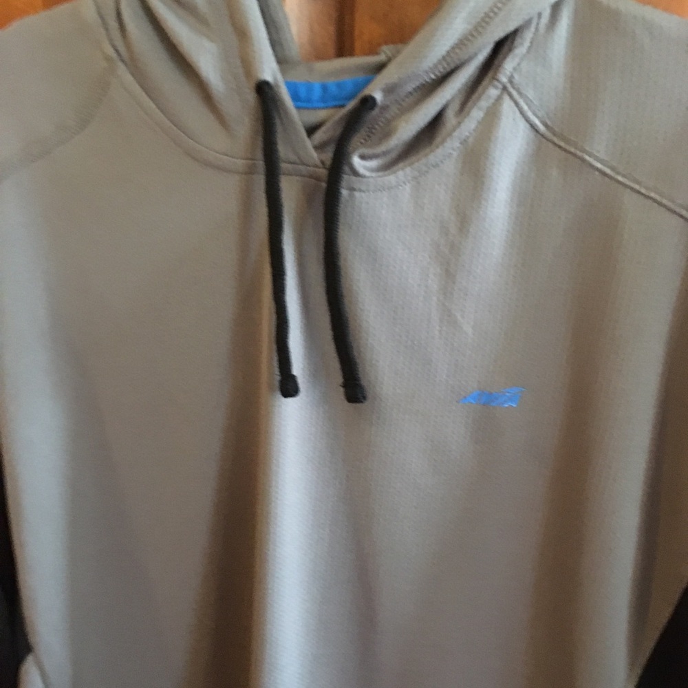 Avia Hoodie Shirt Size XL In good condition - Picture 2 of 4